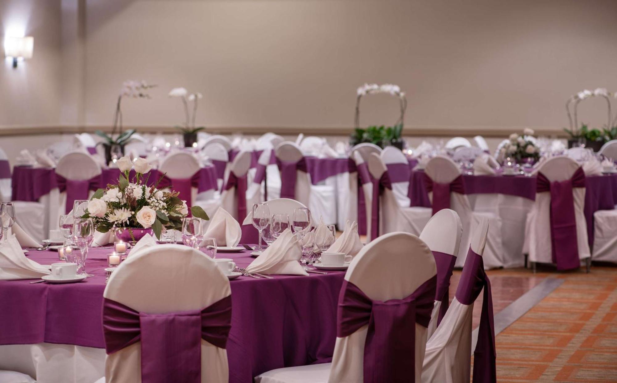 Doubletree Suites By Hilton Hotel Philadelphia West Plymouth Meeting Buitenkant foto