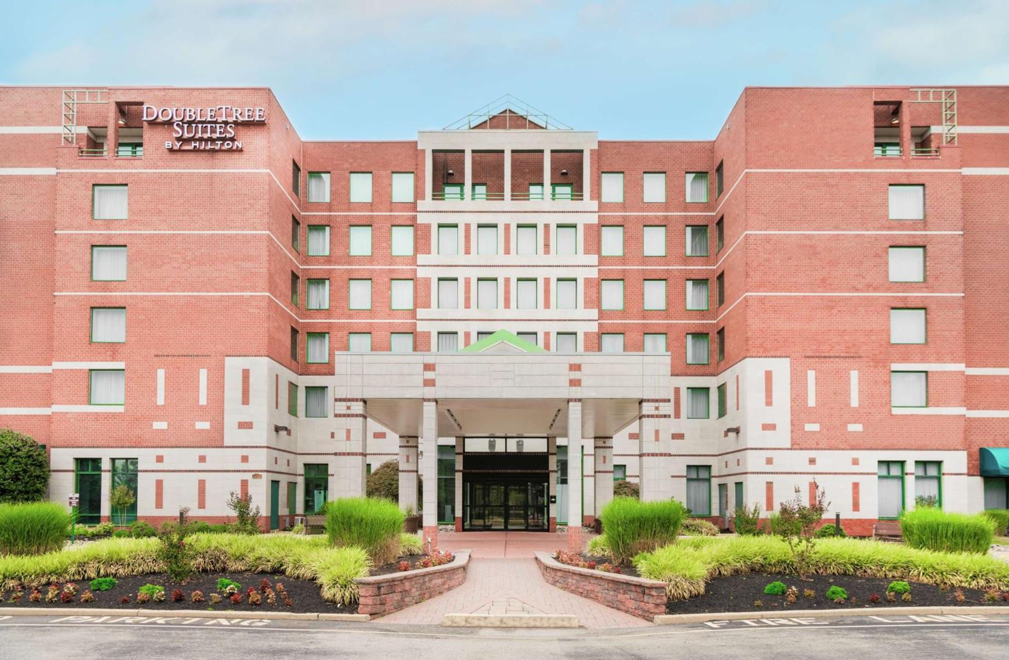 Doubletree Suites By Hilton Hotel Philadelphia West Plymouth Meeting Buitenkant foto
